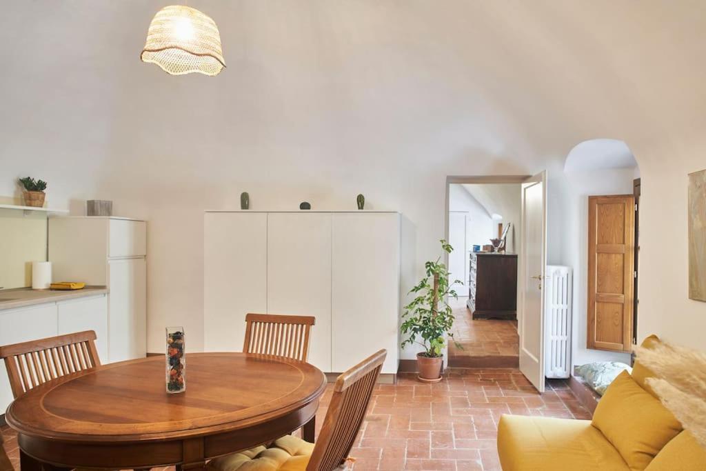 Palazzo Celsi Pollini Duomo Casa Emma Apartment เซียนา ภายนอก รูปภาพ