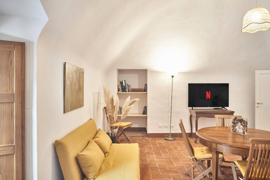 Palazzo Celsi Pollini Duomo Casa Emma Apartment เซียนา ภายนอก รูปภาพ