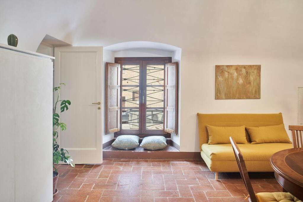 Palazzo Celsi Pollini Duomo Casa Emma Apartment เซียนา ภายนอก รูปภาพ